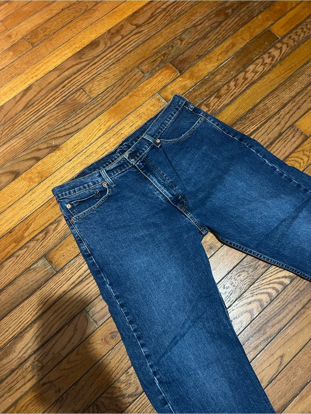 Levi's 505 Men's Classic Dark Blue Straight-Leg Jeans size 38x29